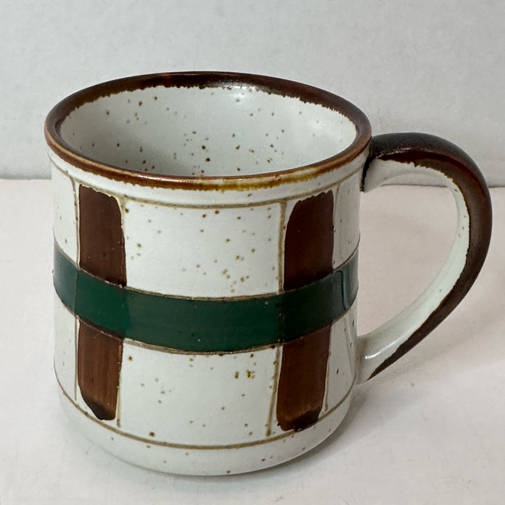 Speckled Pottery Plaid Mug Green Brown 12 ounce Coffee Cup